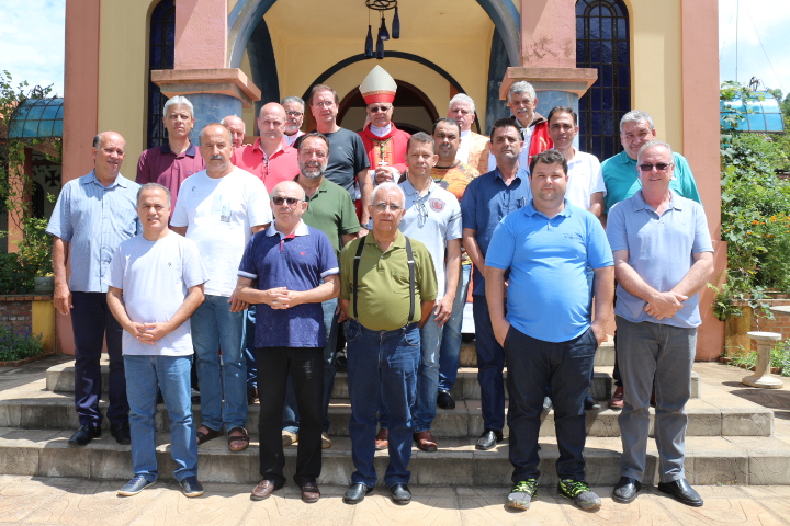 Candidatos ao diaconato permanente participam de retiro espiritual