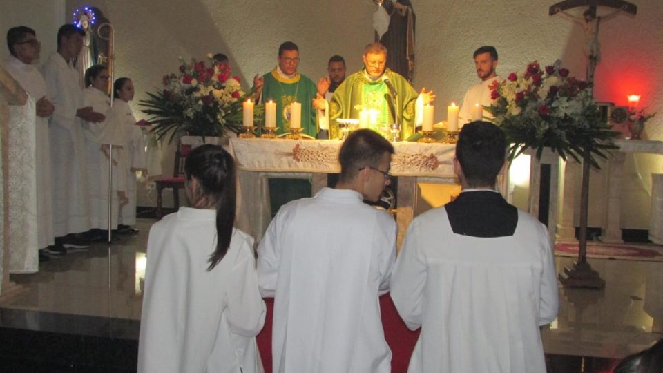 Padre Allan Murilo toma Posse na Paróquia Santa Clara em Jaú