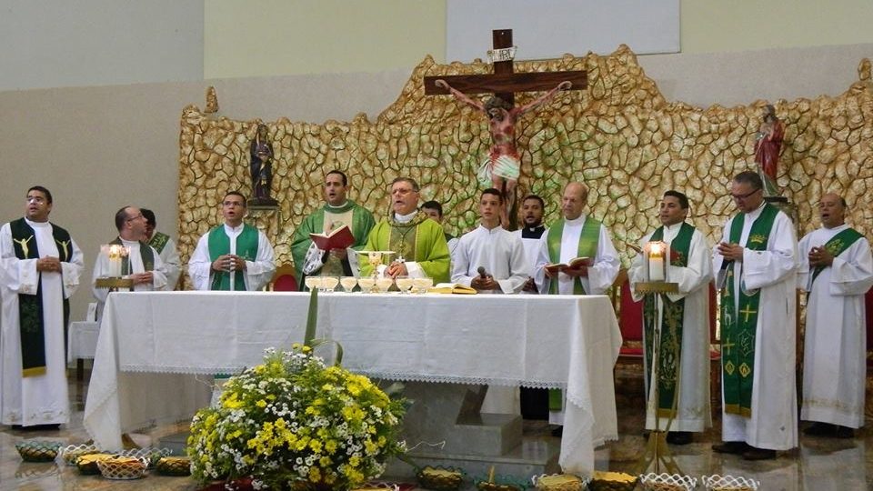 Padre Luciano Fernandes de Paula toma posse na Paróquia Nossa Senhora do Perpétuo Socorro em Matão