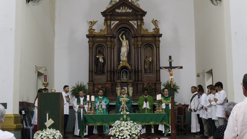 Padre Diogo Amaro toma posse como novo Pároco em Trabiju e Boa Esperança do Sul