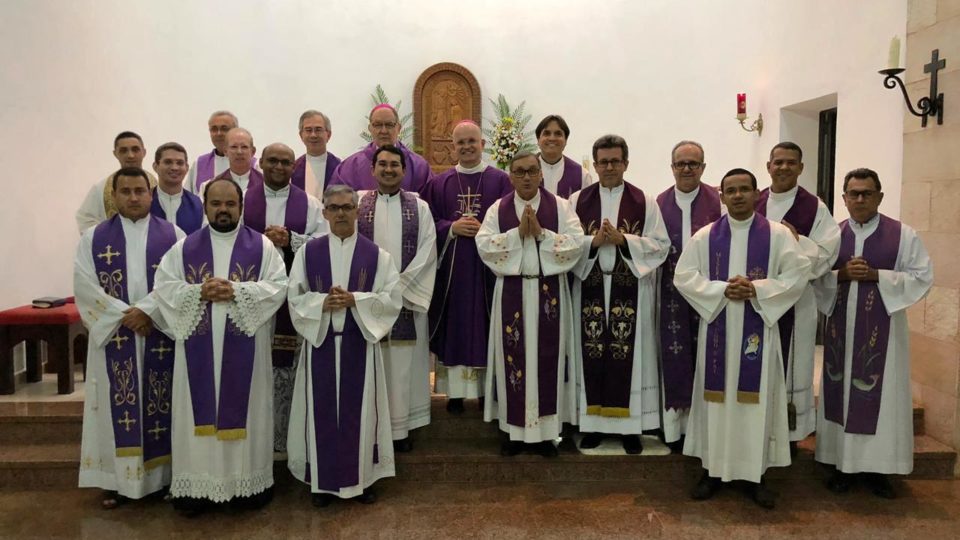 Dom Eduardo Malaspina Prega Retiro do Clero da Diocese de Rubiataba Mozarlândia-GO