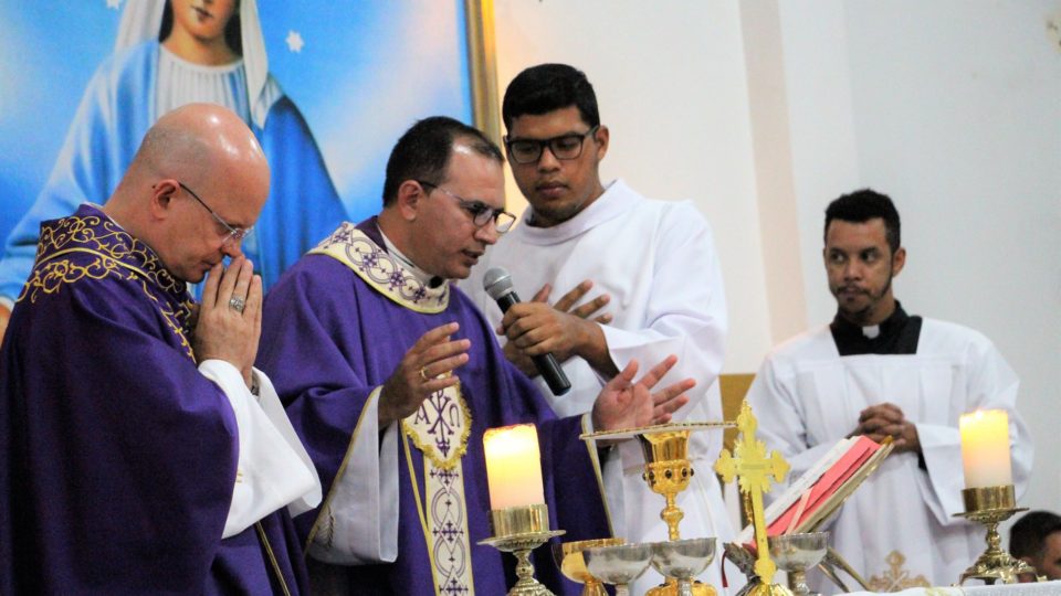 Padre João Orlando assume como Administrador Paroquial na Paróquia São Francisco de Assis