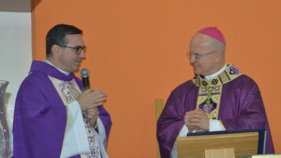 Paróquia Santo Expedito recebe visita do Bispo Auxiliar da Diocese de São Carlos