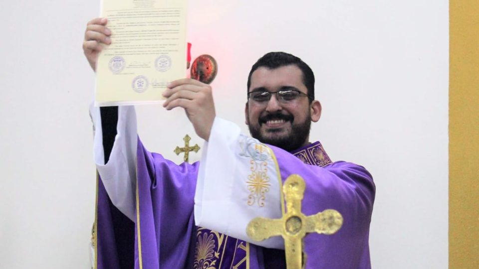 Padre Helton Dias assume como Administrador Paroquial na Paróquia Santa Ângela de Mérici