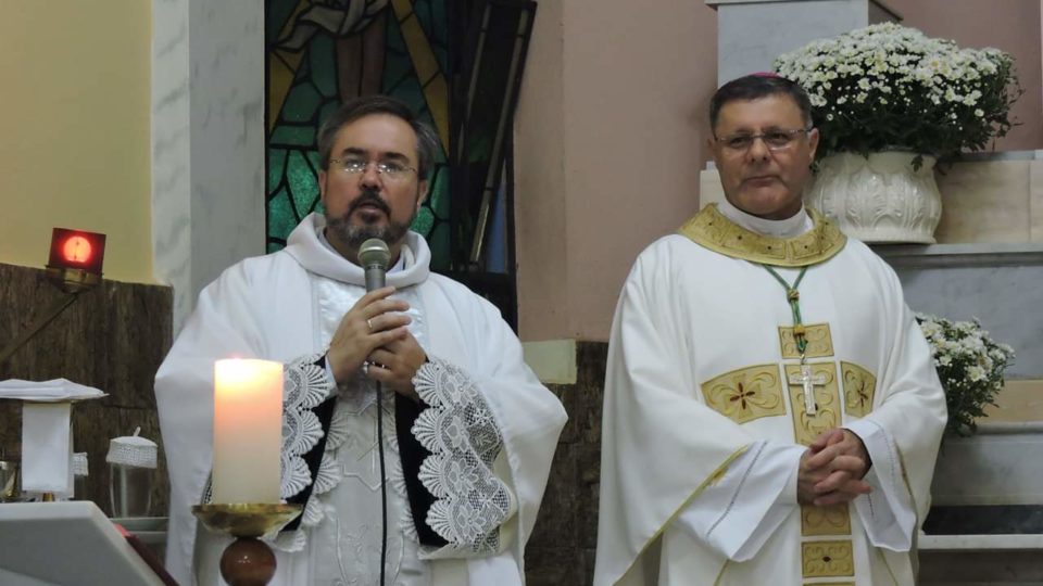 Dom Paulo participa da Festa de Santa Cruz