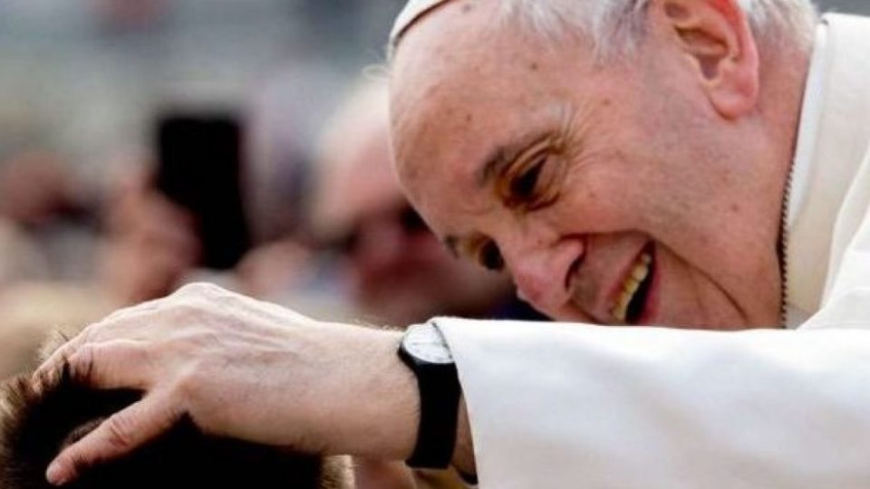 Papa: “a promoção dos pobres não é um compromisso extrínseco ao anúncio do Evangelho”