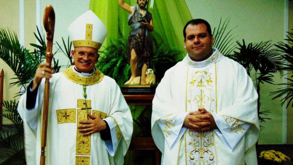 Dom Eduardo celebra Tríduo de São João Batista em Américo Brasiliense