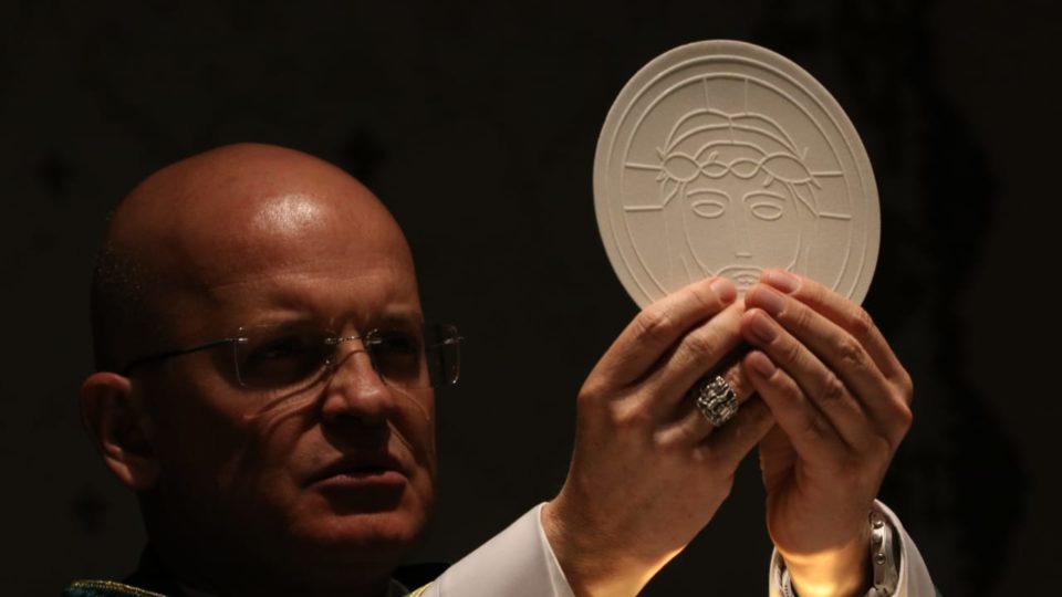Bispo Auxiliar preside Eucaristia na Paróquia São Domingos Sávio