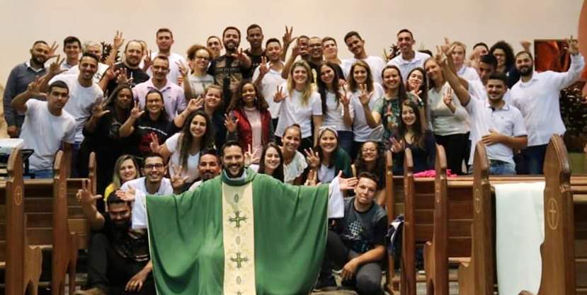 ACAMPAMENTO REVOLUÇÃO JESUS EM ITÁPOLIS