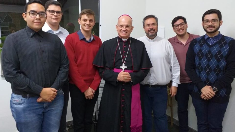 Dom Eduardo visita Seminário Propedêutico