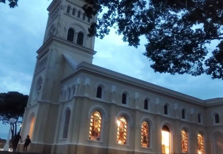 Paróquia Divino Espírito Santo de Dois Córregos