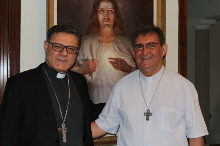 Bispo Diocesano recebe visita de Dom José Reginaldo