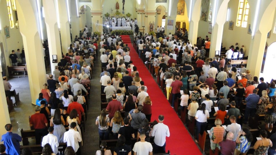 Comemoração dos 25 anos de Ordenação Sacerdotal do Padre Lorival Antonio De Morais