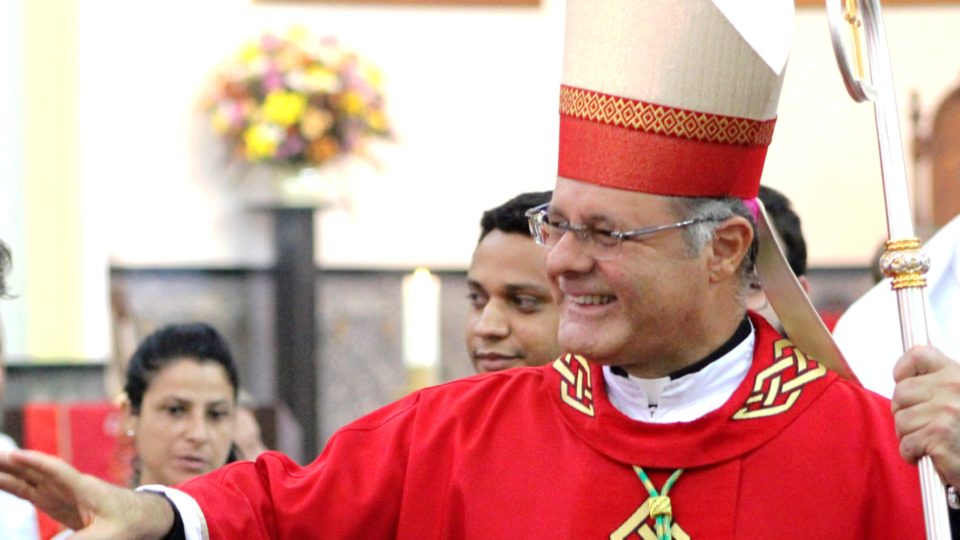 Missa marca nove anos de espiscopado de Dom Paulo Cezar Costa