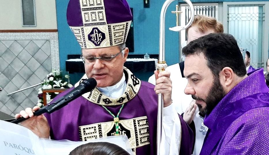 PADRE MÁRCIO GAIDO É EMPOSSADO PÁROCO DA PARÓQUIA NOSSA SENHORA APARECIDA EM JAÚ