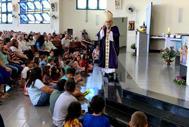 Dom Eduardo Malaspina preside Missa na Paróquia de São Judas Tadeu em Jaú