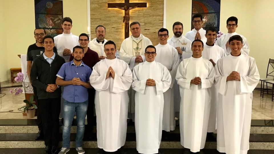 DOM PAULO CEZAR VISITA SEMINÁRIO PROPEDÊUTICO