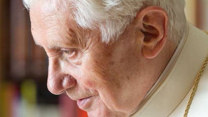 ELEIÇÃO DE BENTO XVI COMPLETA 16 ANOS NESTE 19 DE ABRIL