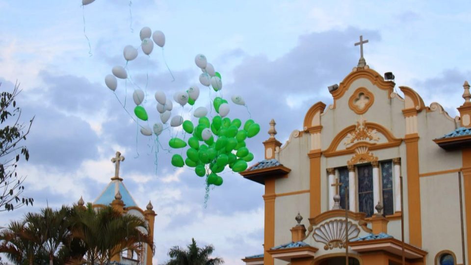 Cônego Antônio Tombolato é sepultado no Santuário da Babilônia