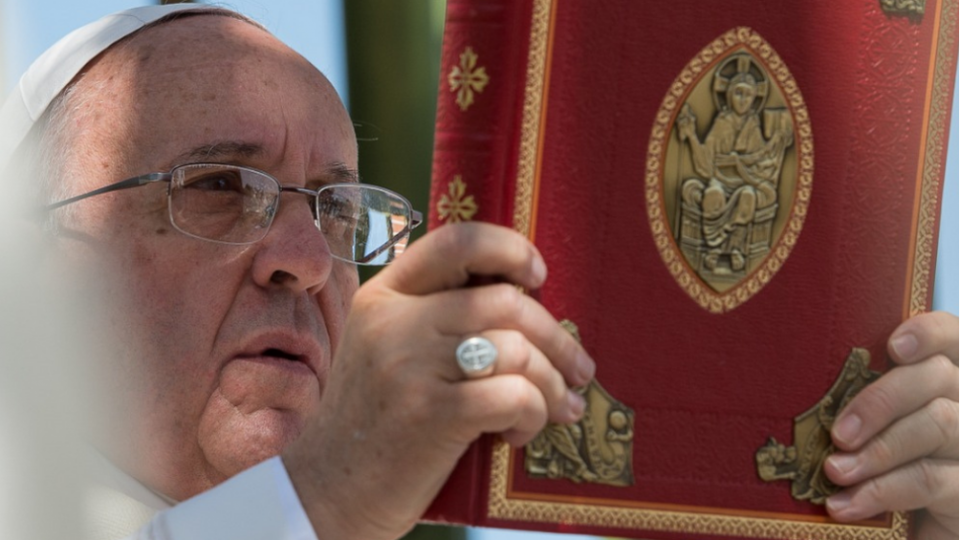 Papa estabelece novas normas sobre o uso do missal pré-conciliar