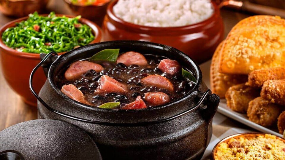 Paróquia São Domingos em São Carlos promove kit feijoada