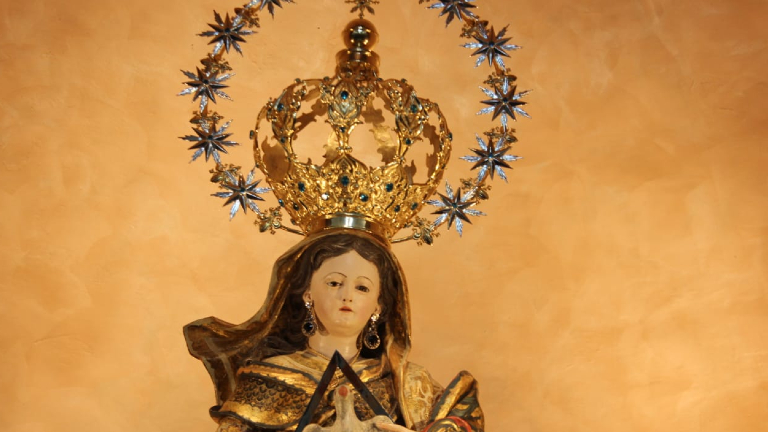 Imagem de Nossa Senhora do Amor Divino recebe Coroação Pontifícia