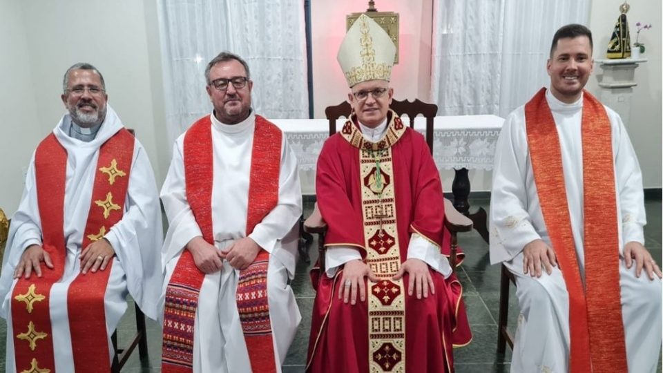 Celebração eucarística encerra ano letivo na  Casa de Formação São Carlos Borromeu