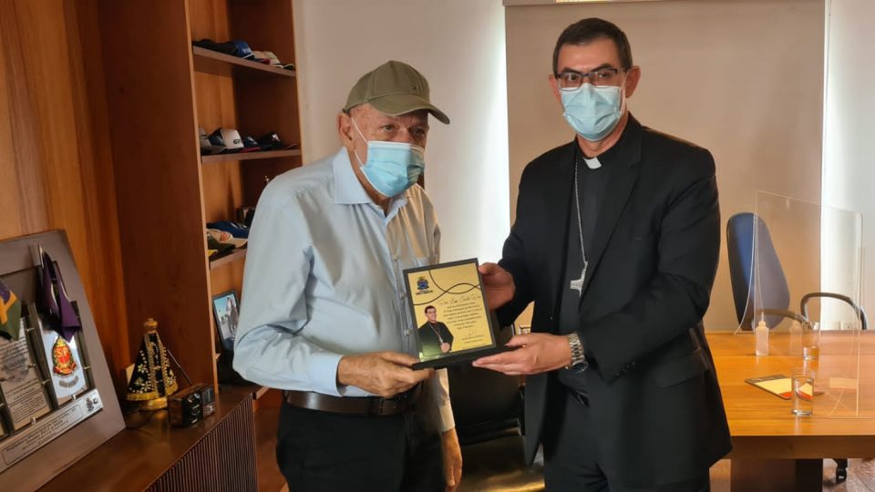 Bispo Diocesano visita Prefeito de São Carlos