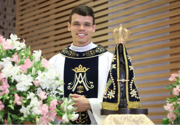 Padre Robson Caramano está com Covid-19 pela segunda vez