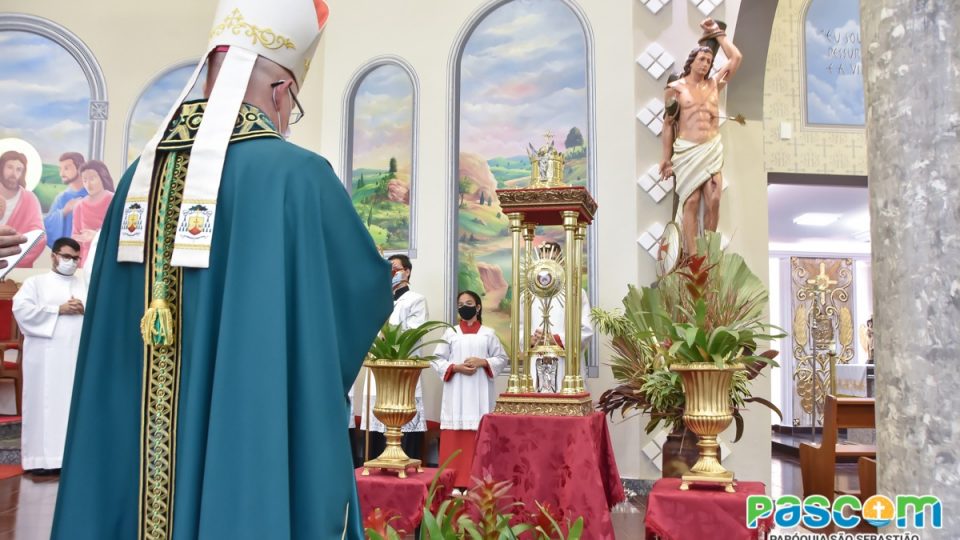 Dom Eduardo Malaspina celebra o 2º dia do Quinquenário de São Sebastião em Borborema