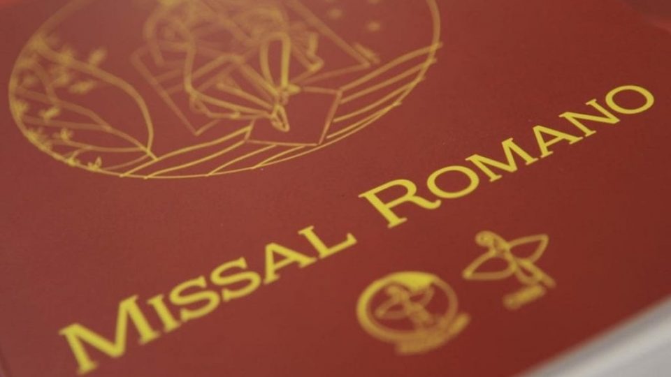 COLETIVA DA 59ª AG: DOM EDMAR PERON PARTILHA PROCESSO DE TRADUÇÃO DA 3ª EDIÇÃO DO MISSAL ROMANO
