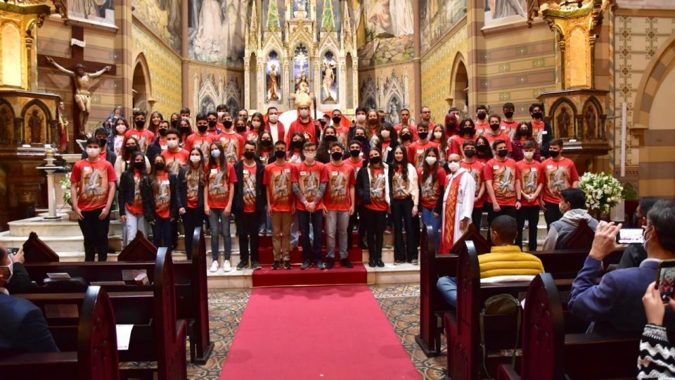 Celebração da Crisma Paróquia Nossa Senhora do Patrocínio em Jaú