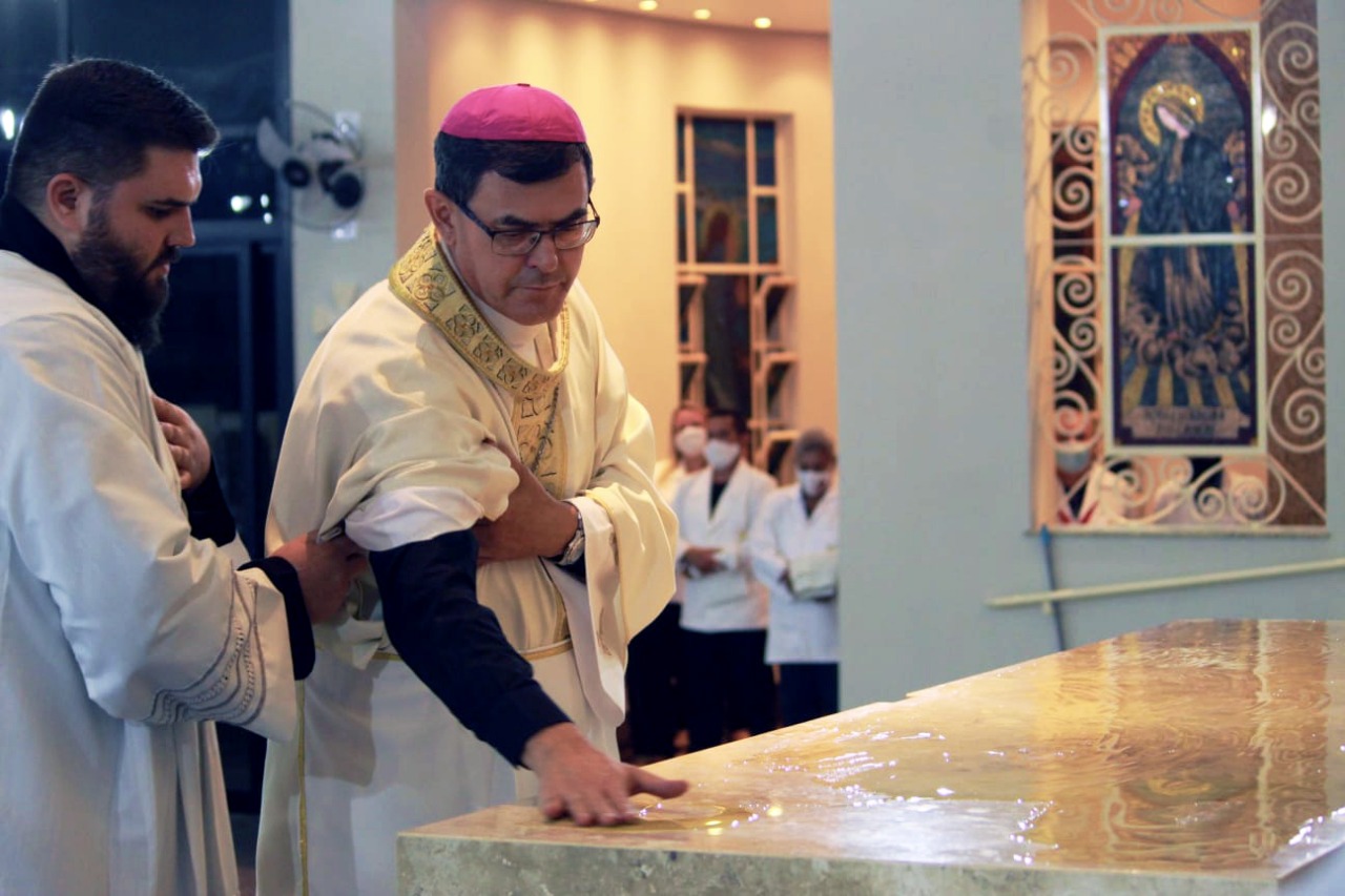 Dia do truco: ensinado por jesuítas e disseminado por bandeirantes, jogo  povoa mesas de boteco a casas de família em Minas Gerais, Minas Gerais