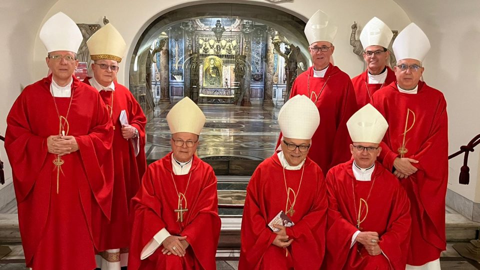 Segundo dia da Visita Ad Limina tem oração na Basílica de São Pedro e encontro no Dicastério