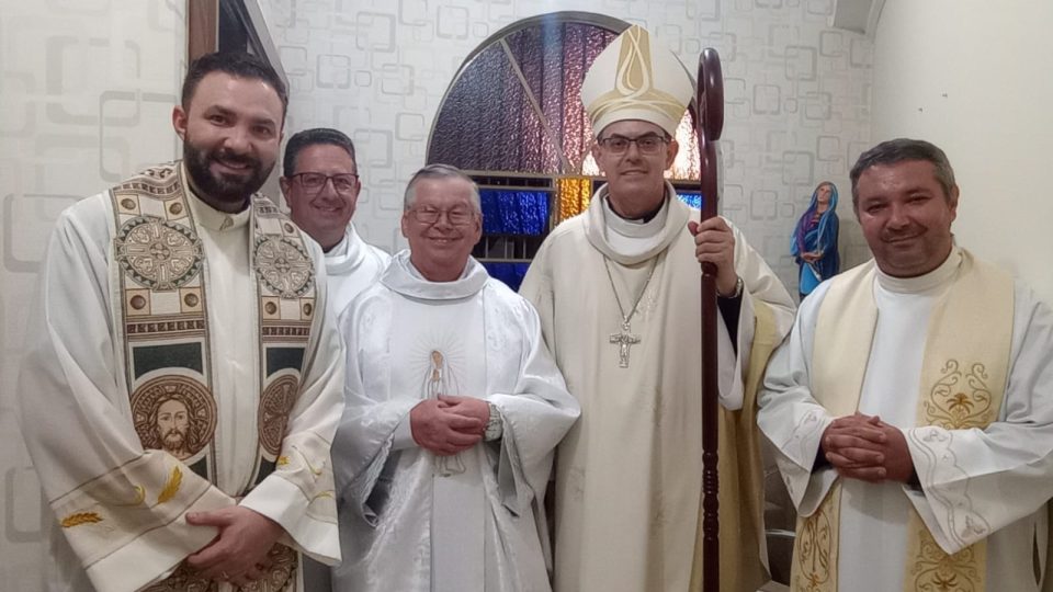 Paróquia de Sant’Ana em Araraquara recebe Padre Pedro