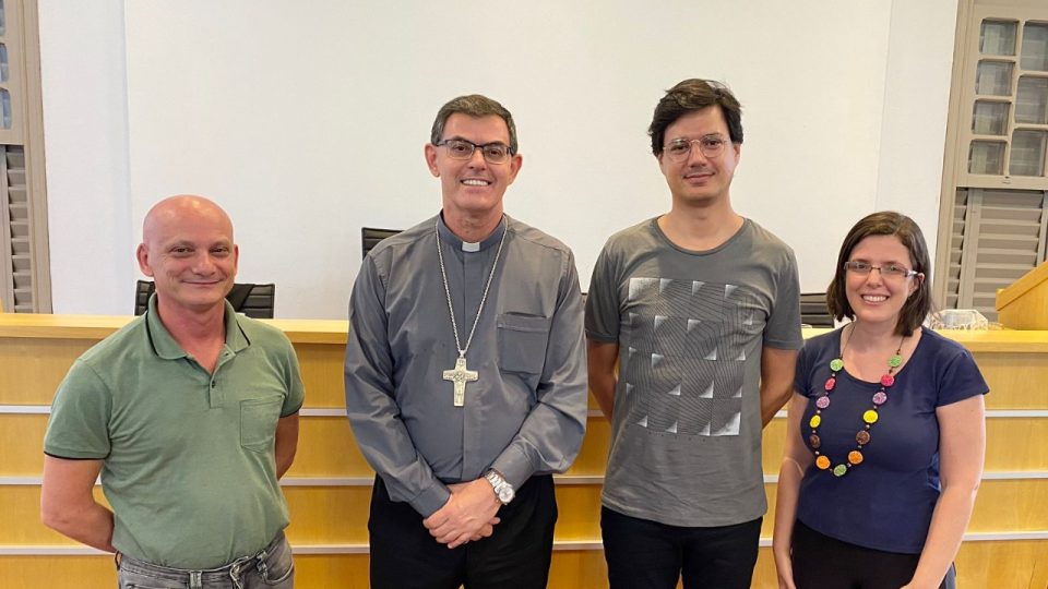 DOM LUIZ CARLOS PARTICIPA DA SEMANA DE FILOSOFIA