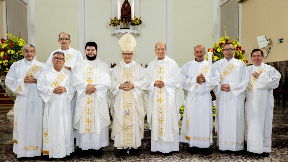 Dom Fechio presidiu Santa Missa em Ação de Graças pelos 125 anos de criação da Paróquia Senhor Bom Jesus de Matão