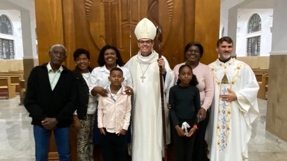 Bispo Diocesano preside missa em comemoração ao dia internacional da Família