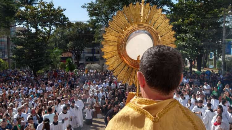 3 mil fiéis participaram da Solenidade de Corpus Christi em Jaú