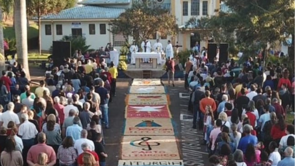 TRADIÇÃO INSTAURADA CORPUS CHRISTI DO SANTUÁRIO DA BABILÔNIA