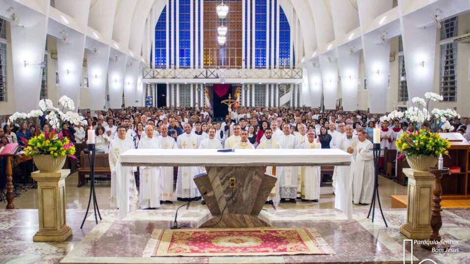 Solenidade de Corpus Christi reuniu milhares de fiéis na cidade de Matão