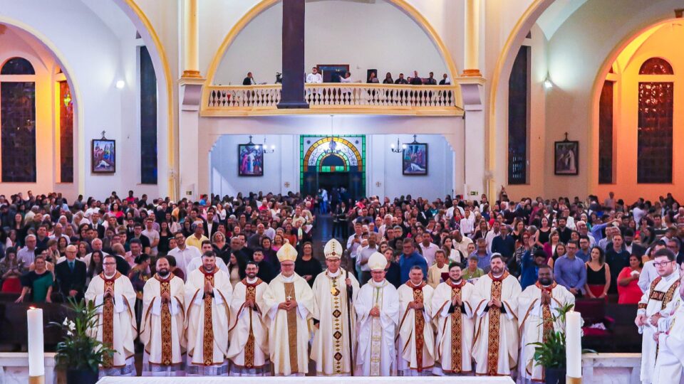 Ordenação Sacerdotal na Diocese de São Carlos
