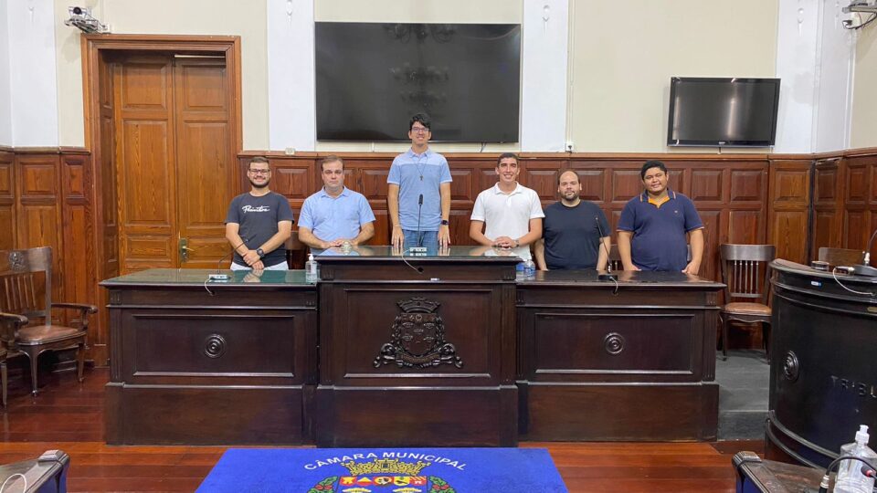 Visite a Câmara recebe alunos do Instituto de Filosofia Santo Tomás de Aquino