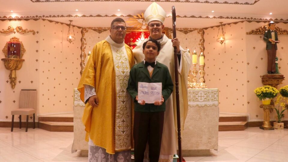 Dom Luiz celebra missa solene na paróquia São Domingos Sávio