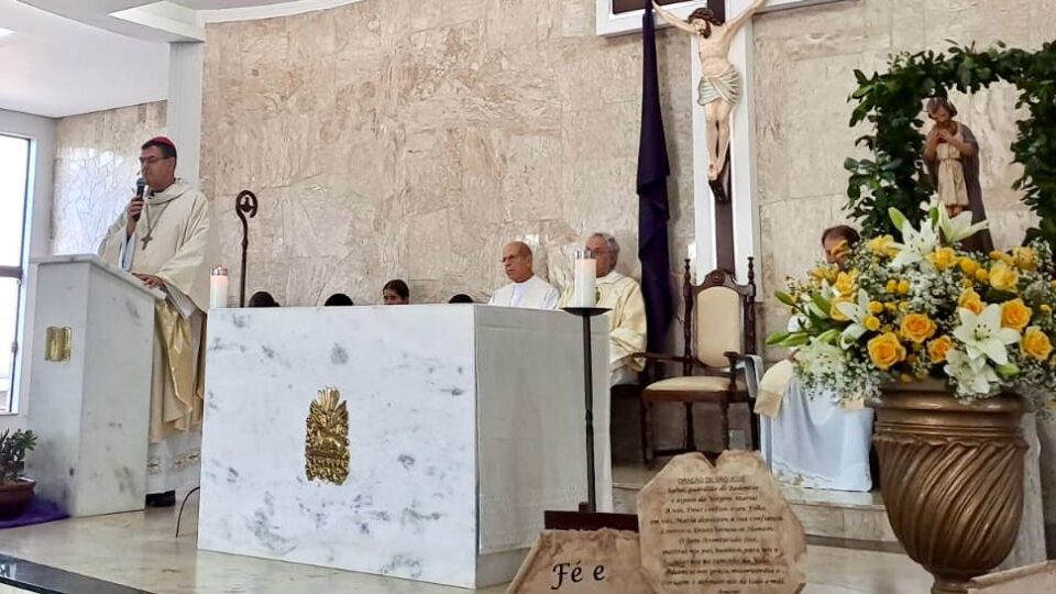 Dom Luiz celebra missa na Paróquia São José em Matão