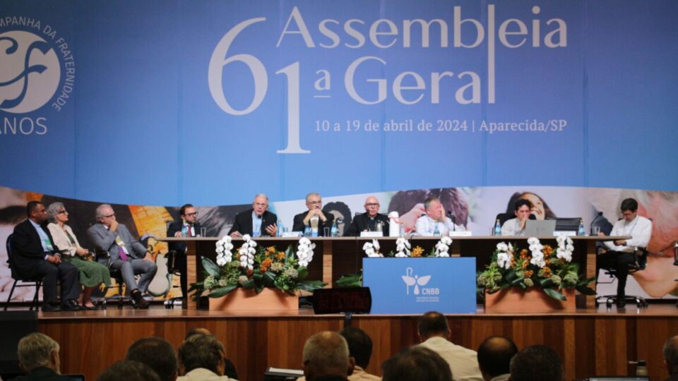 Propostas da Comissão da Causa dos Santos são apresentadas ao episcopado brasileiro na 61ª AG
