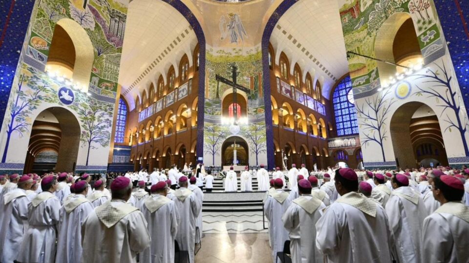 56 bispos paulistas participam da Assembleia Geral da CNBB