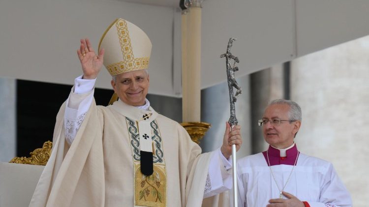 Leão XIV inicia seu ministério: “É a hora do amor! Olhem para Cristo e aproximem-se Dele”