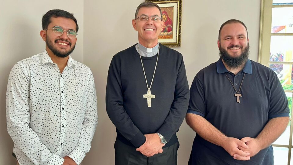 Dom Luiz se reúne com seminaristas da síntese e define ordenações diaconais