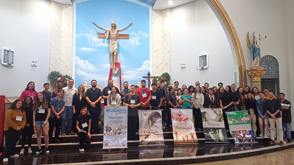 Segundo encontro vocacional misto